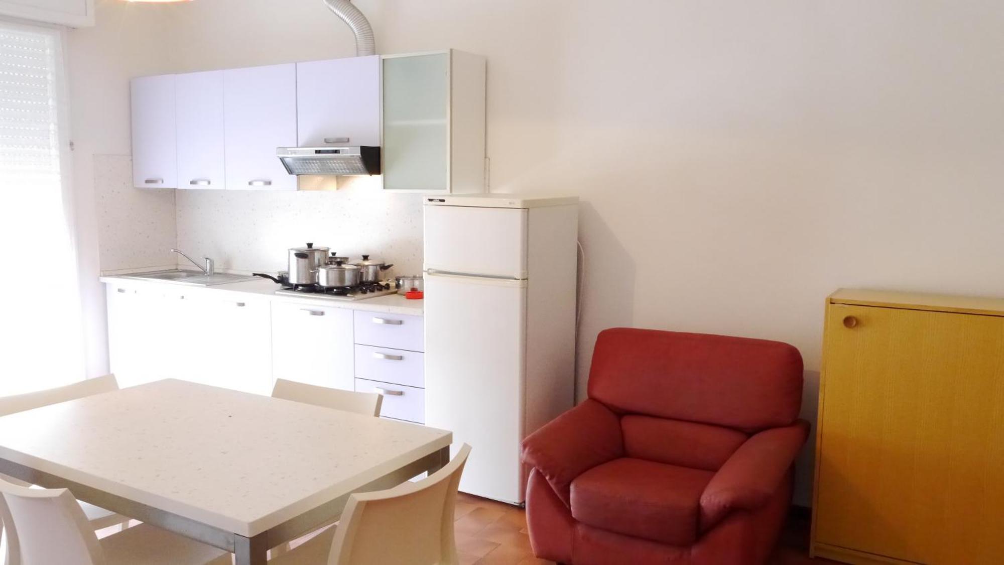 Residence Molo Lido delle Nazioni Phòng bức ảnh
