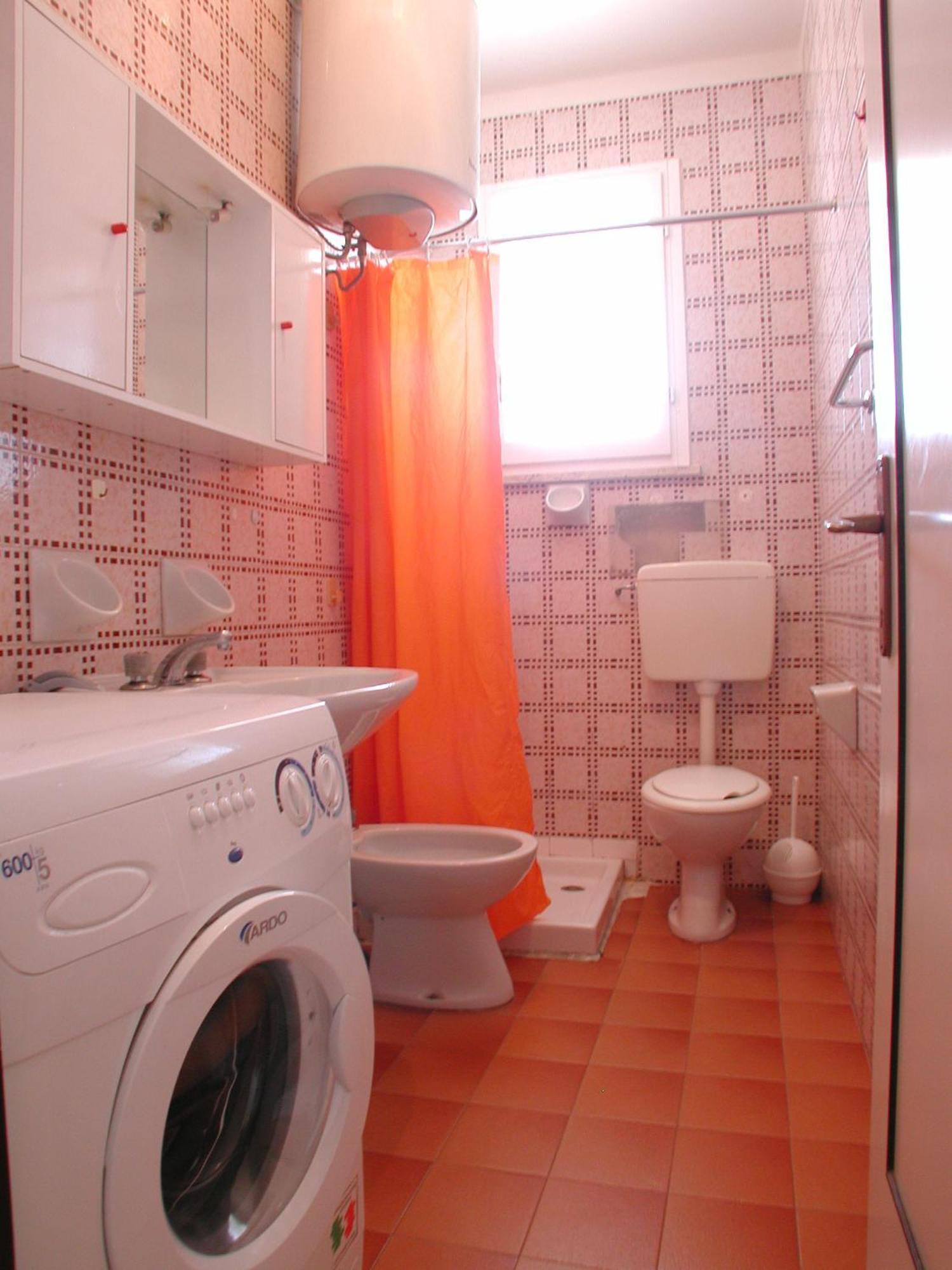 Residence Molo Lido delle Nazioni Phòng bức ảnh