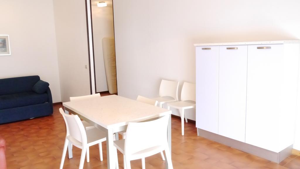 Residence Molo Lido delle Nazioni Ngoại thất bức ảnh